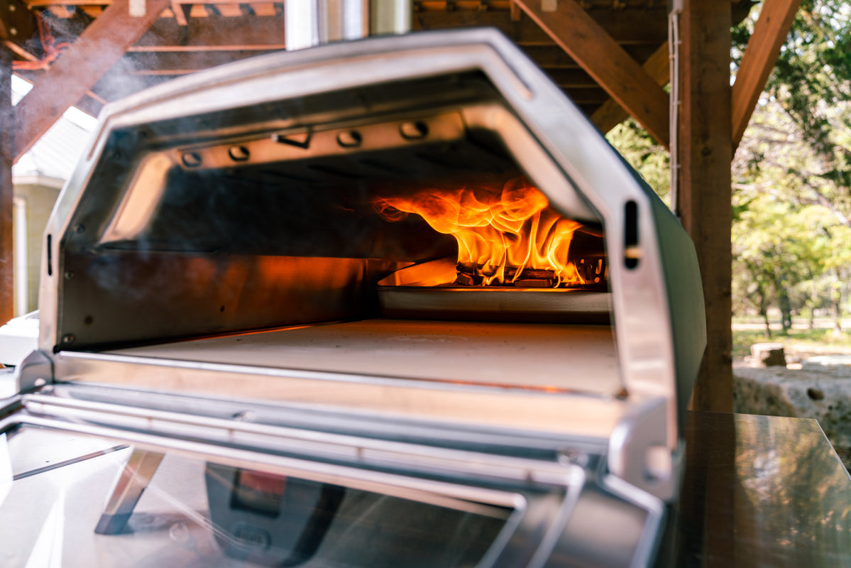 Ooni Karu 16 Multi-Fuel Pizza Oven