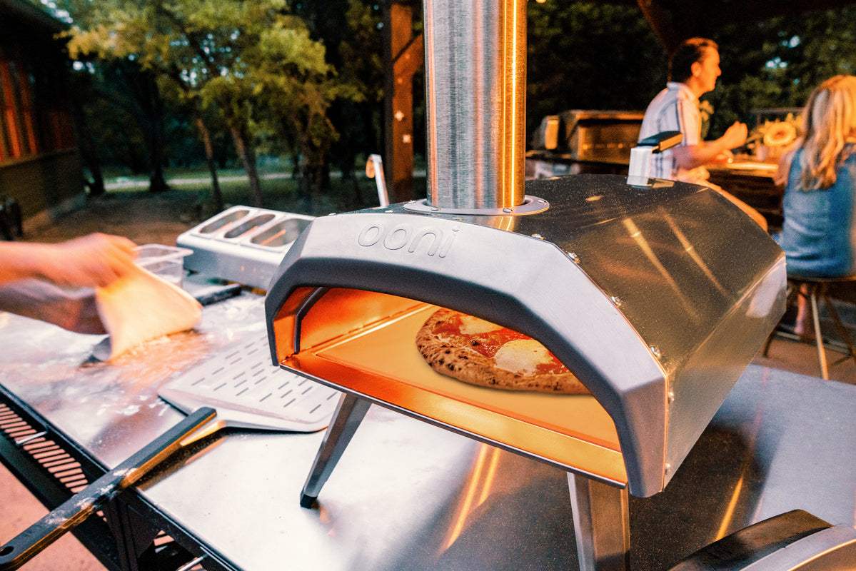 Ooni Karu 12 Pizza Oven