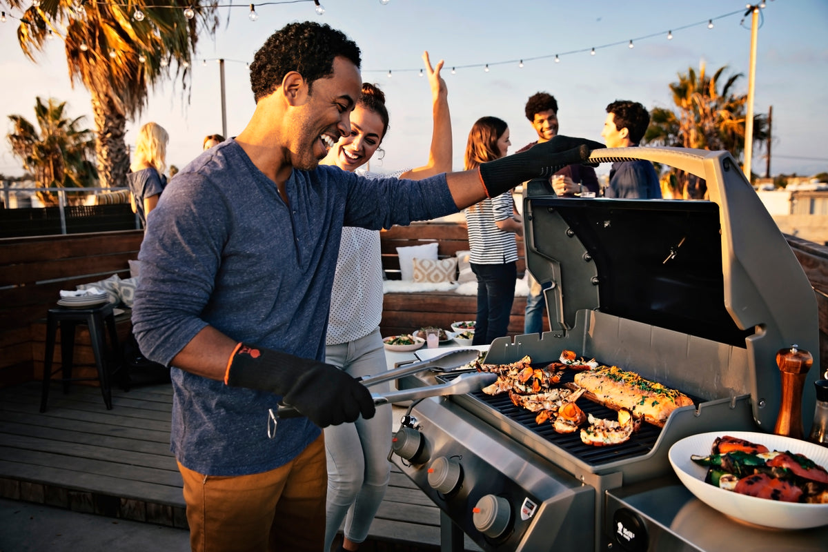 Spirit II E-310 GBS Gas Barbecue