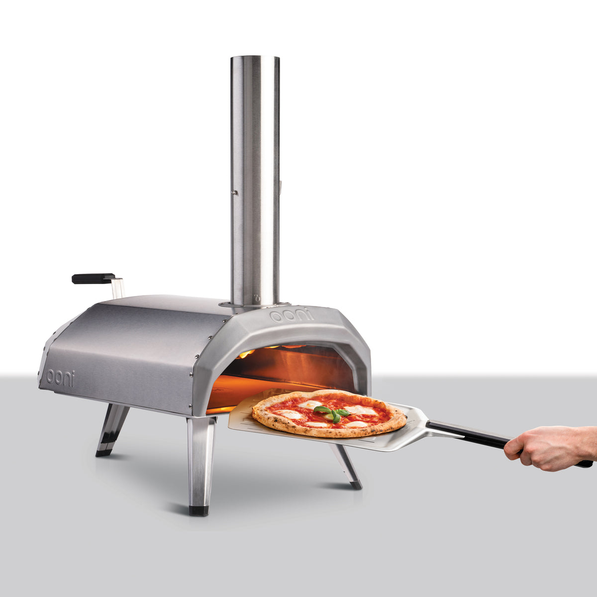 Ooni Karu 12 Pizza Oven
